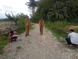 Camat Kaur Selatan Laksanakan Monev Di Desa Pahlawan Ratu: Tingkatkan Efisiensi Dan Pelayanan Publik