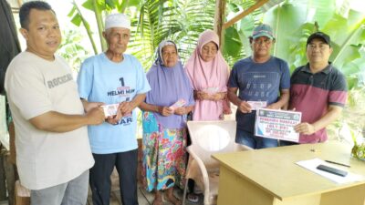Pemerintah Desa Sinar Pagi Salurkan BLT DD Tahap Akhir Tahun 2024 Kepada 15 KPM