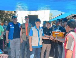 Wabup Kaur Salurkan Bantuan Untuk Korban Kebakaran Rumah