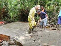 Desa Pulau Panggung Bangun Jalan Plat Deker Baru