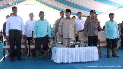 Kapolri Dampingi Presiden Dalam Panen Raya Jagung Kuartal II: Dorong Kedaulatan Pangan Nasional